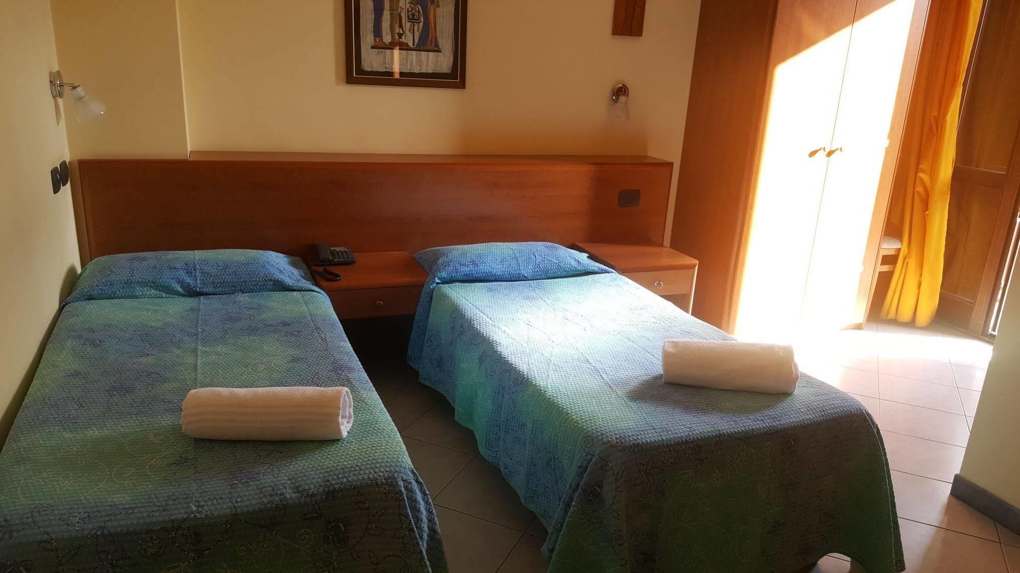Merlino Hotel 3*